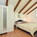 Dom wakacyjny Three-bedroom In *